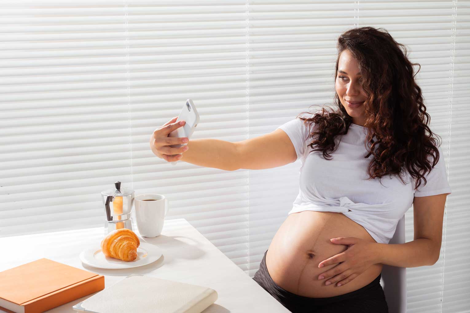 Demissão de gestantes: A persistência da discriminação no trabalho